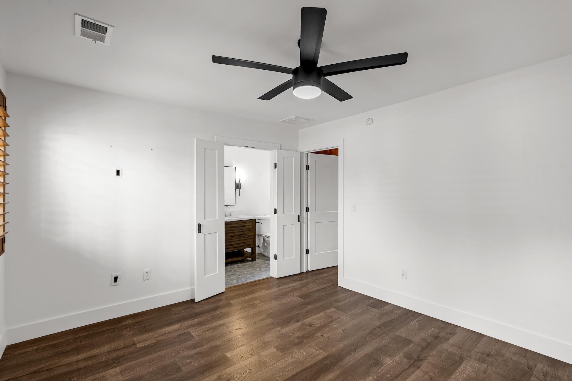 1317 Fort Johnson Road Charleston, SC 29412 - Photo 13 of 36 SDH04819