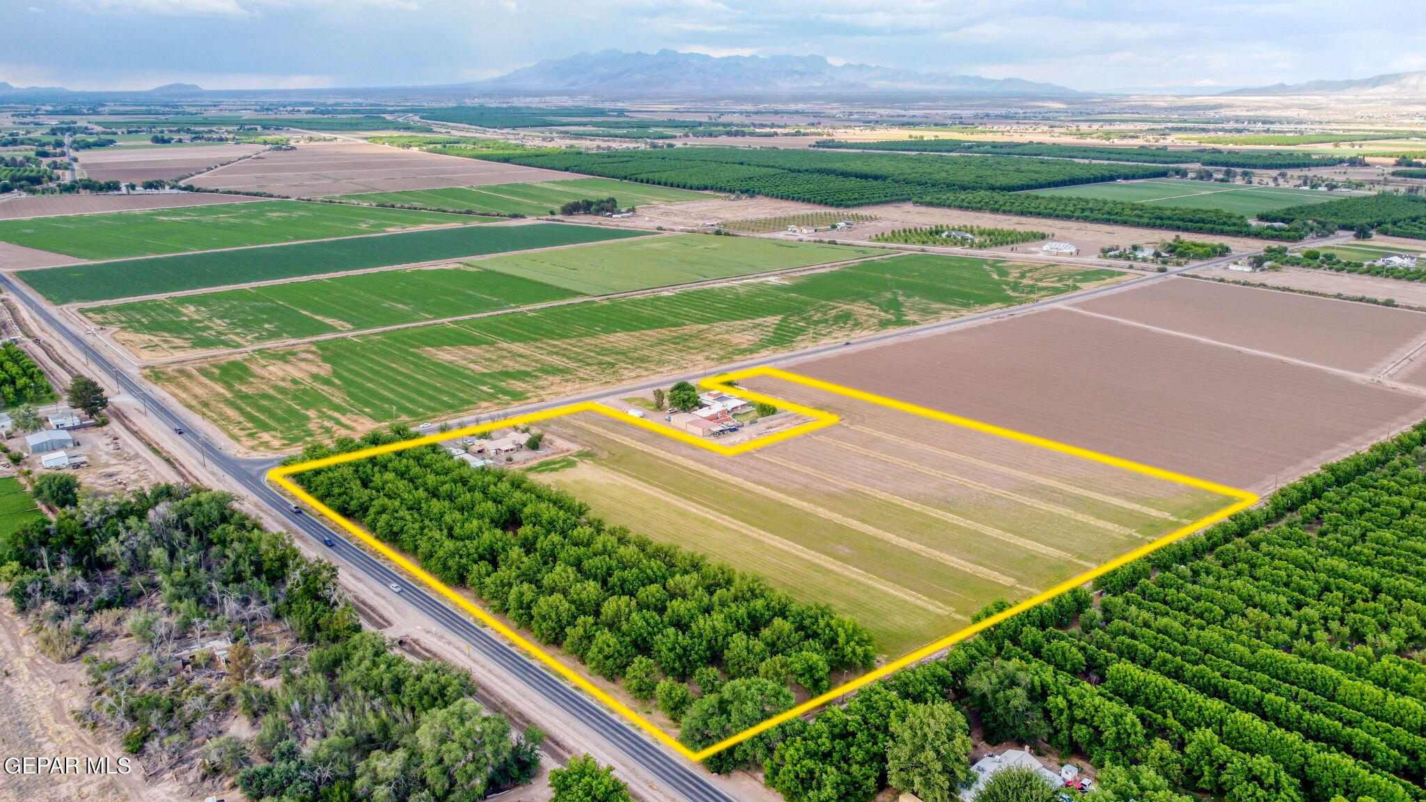 3025-3035 West O'Hara Road Anthony, NM 88021 - Photo 41 of 41 a view of a tennis court
