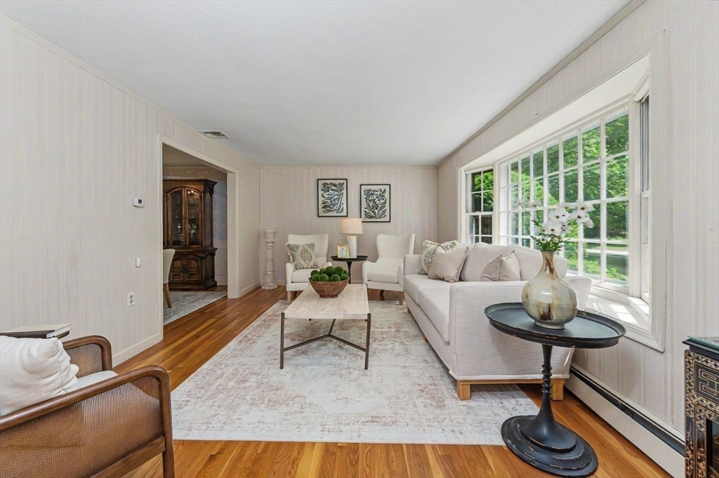1 Bridle Path Road Andover, MA 01810 - Photo 7 of 39