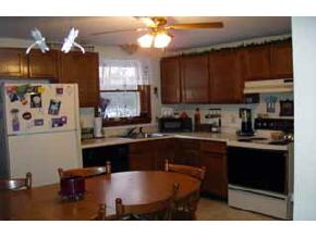 4 B Hemlock Springs Road, Unit 4 Derry, NH 03038 - Photo 5 of 6 Gallery Image 5
