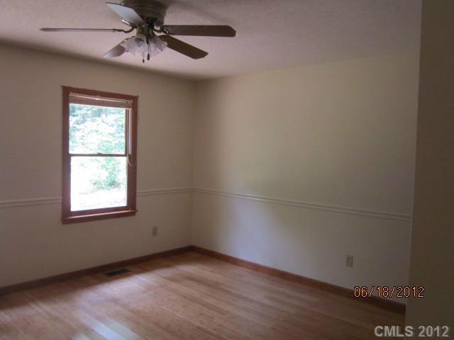 9707 Belt Road Midland, NC 28107 - Photo 4 of 8