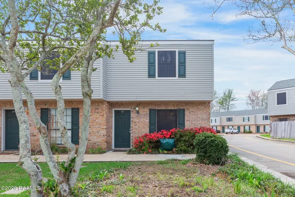 $103,000 | 100 Winchester Drive, Unit 201, Lafayette, LA 70506