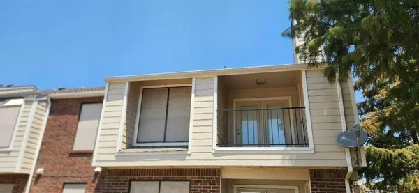 $1,395 | 5706 Marvin Loving Drive, Unit 207, Garland, TX 75043