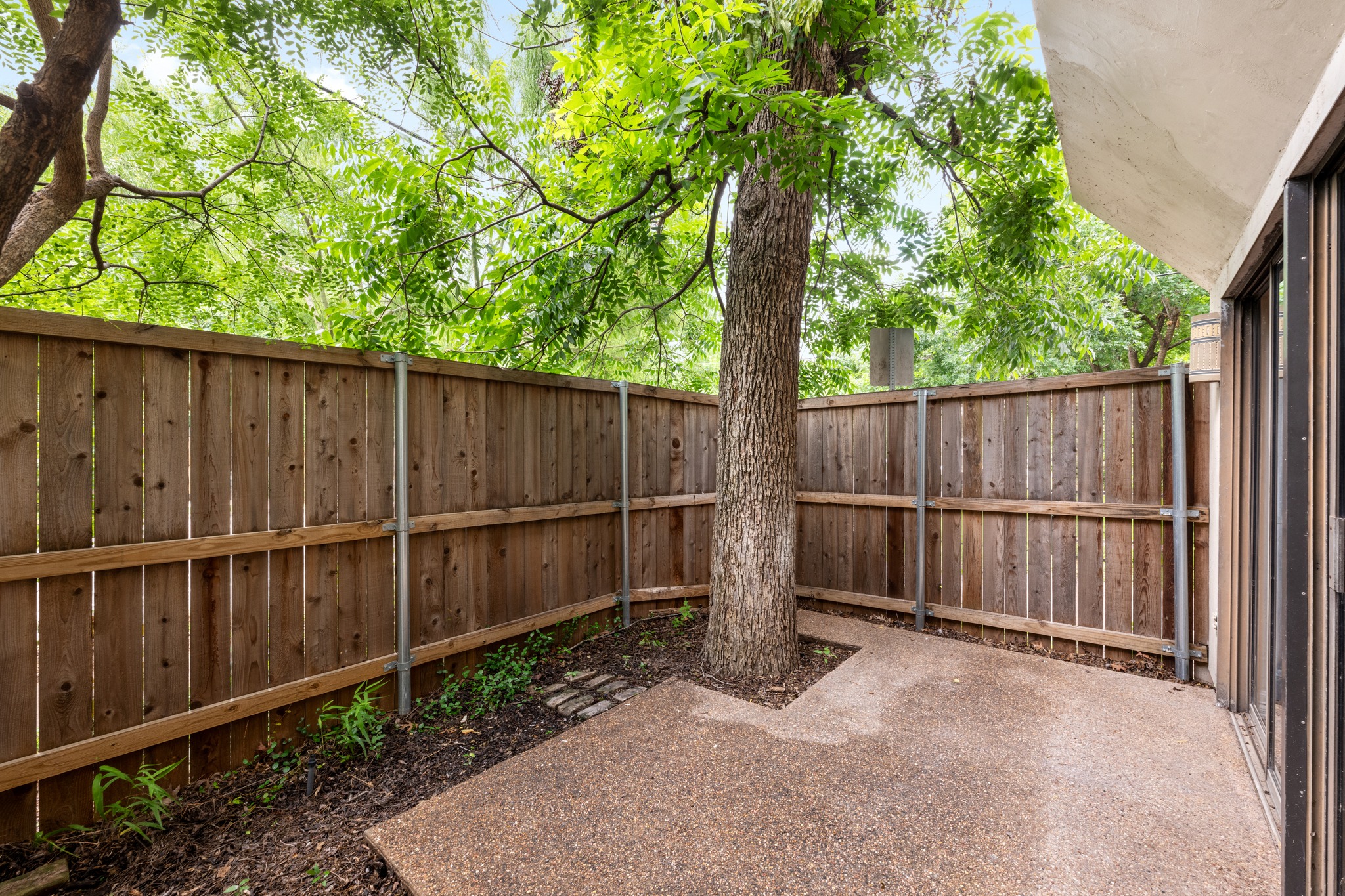 409 East 38th Street, Unit 101 Austin, TX 78705 - Photo 25 of 27