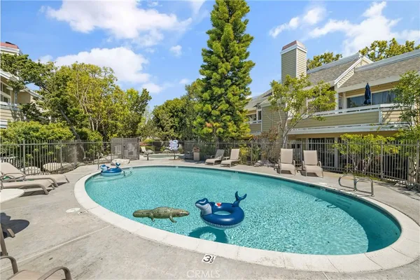 $3,500 | 3660 South Bear Street, Unit 28, Santa Ana, CA 92704