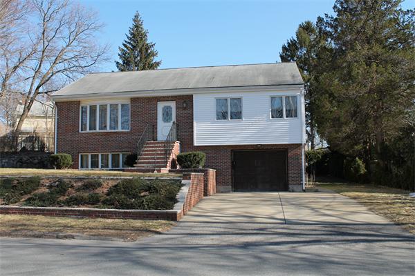 50 Valentine Road Arlington, MA 02476 - Photo 2 of 22