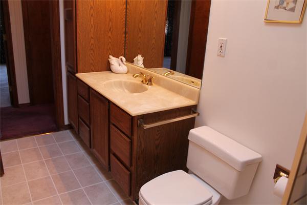 50 Valentine Road Arlington, MA 02476 - Photo 9 of 22