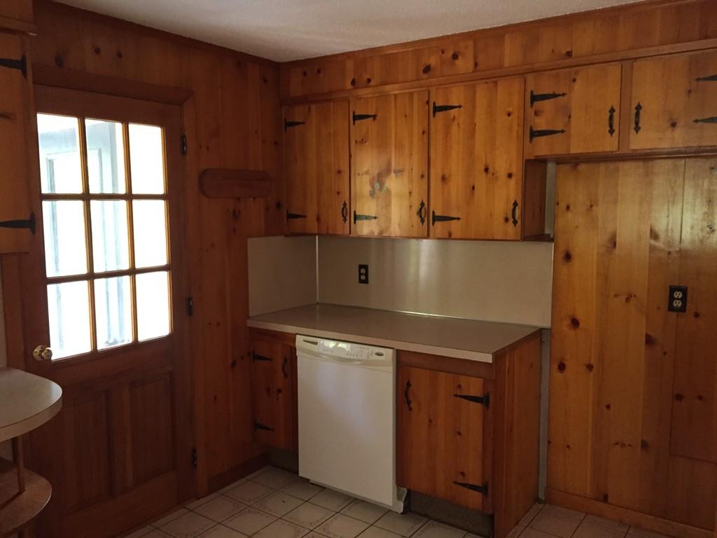 146 Division Road Dartmouth, MA 02747 - Photo 7 of 21 Gallery Image 7