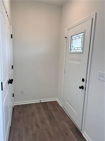 $287,500 | 1302 Northeast Redwood Court, Oak Grove, MO 64075