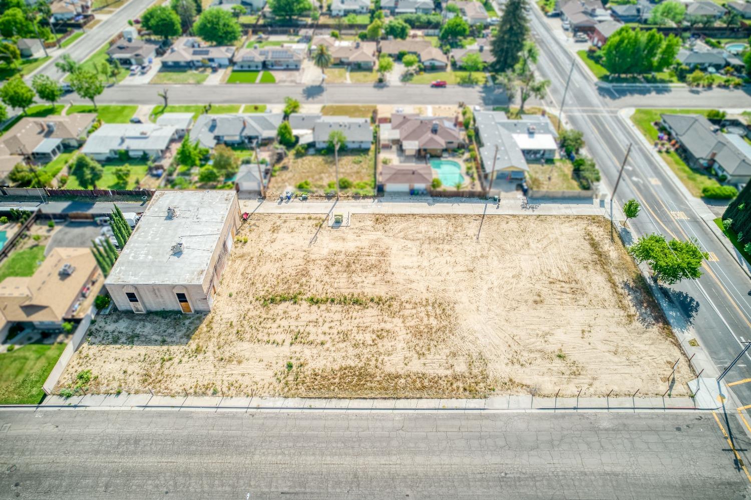 1803 Sunset Avenue Madera, CA 93637 - Photo 12 of 25