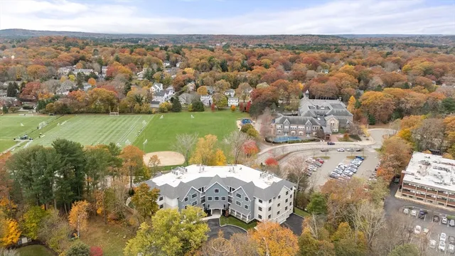 $1,832,634 | 16 Stearns Road, Unit 301, Wellesley, MA 02482