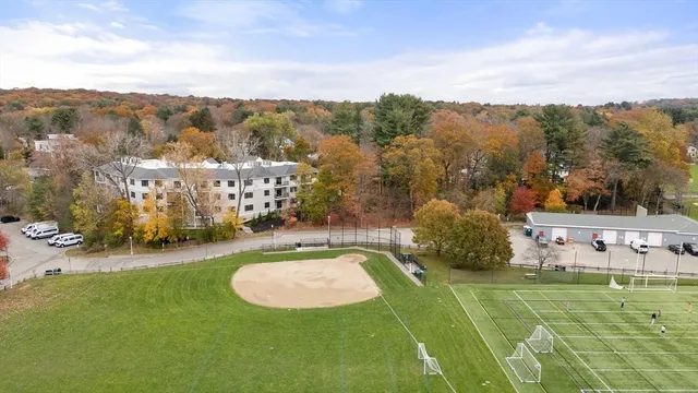 $1,832,634 | 16 Stearns Road, Unit 301, Wellesley, MA 02482