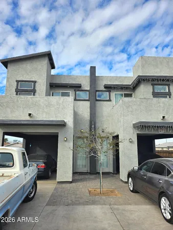 $2,495 | 1402 South 10th Avenue, Phoenix, AZ 85007