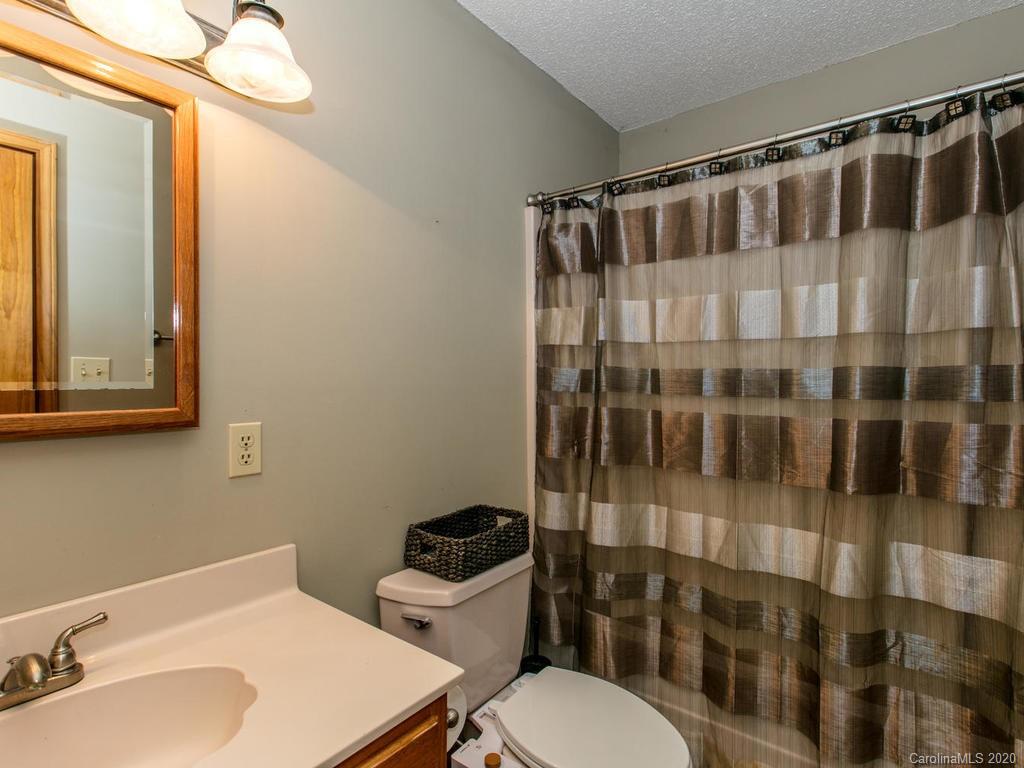 44 Wrights Cove Road Fairview, NC 28730 - Photo 25 of 37 Gallery Image 25