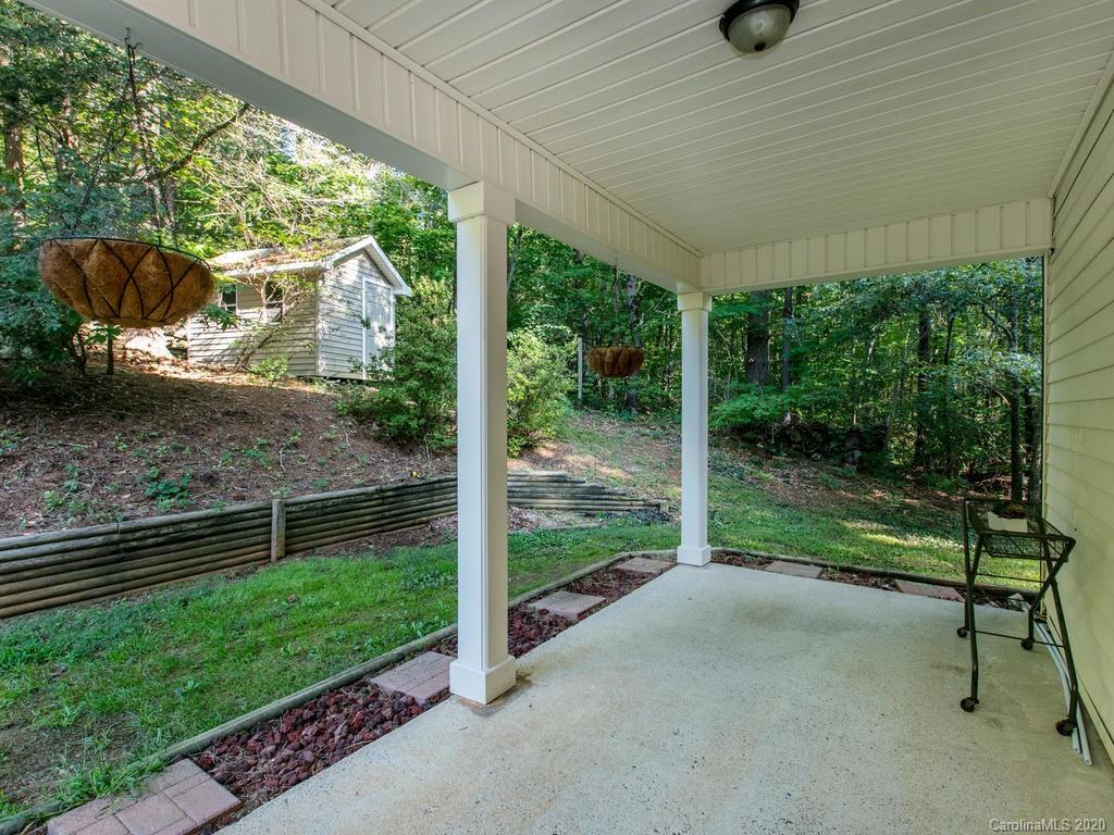 44 Wrights Cove Road Fairview, NC 28730 - Photo 32 of 37 Gallery Image 32