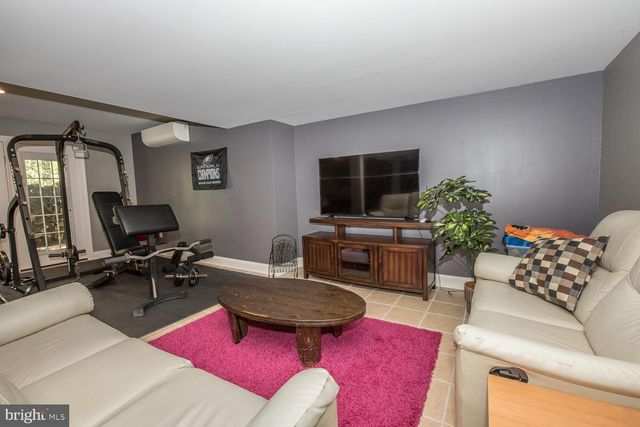 $516,000 | 8 Lakeview Circle, Berwyn, PA 19312