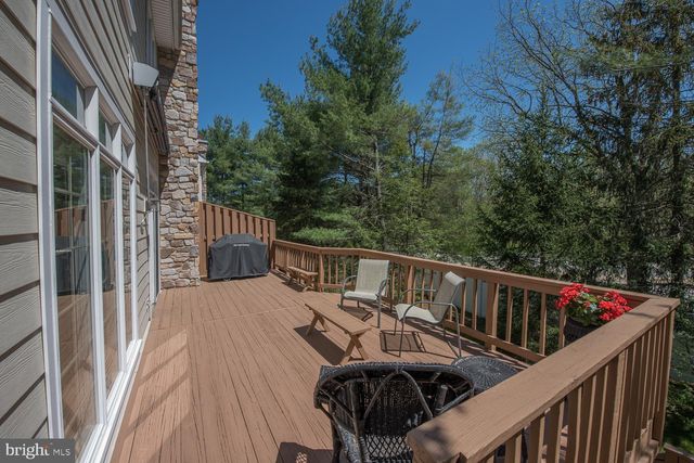 $516,000 | 8 Lakeview Circle, Berwyn, PA 19312