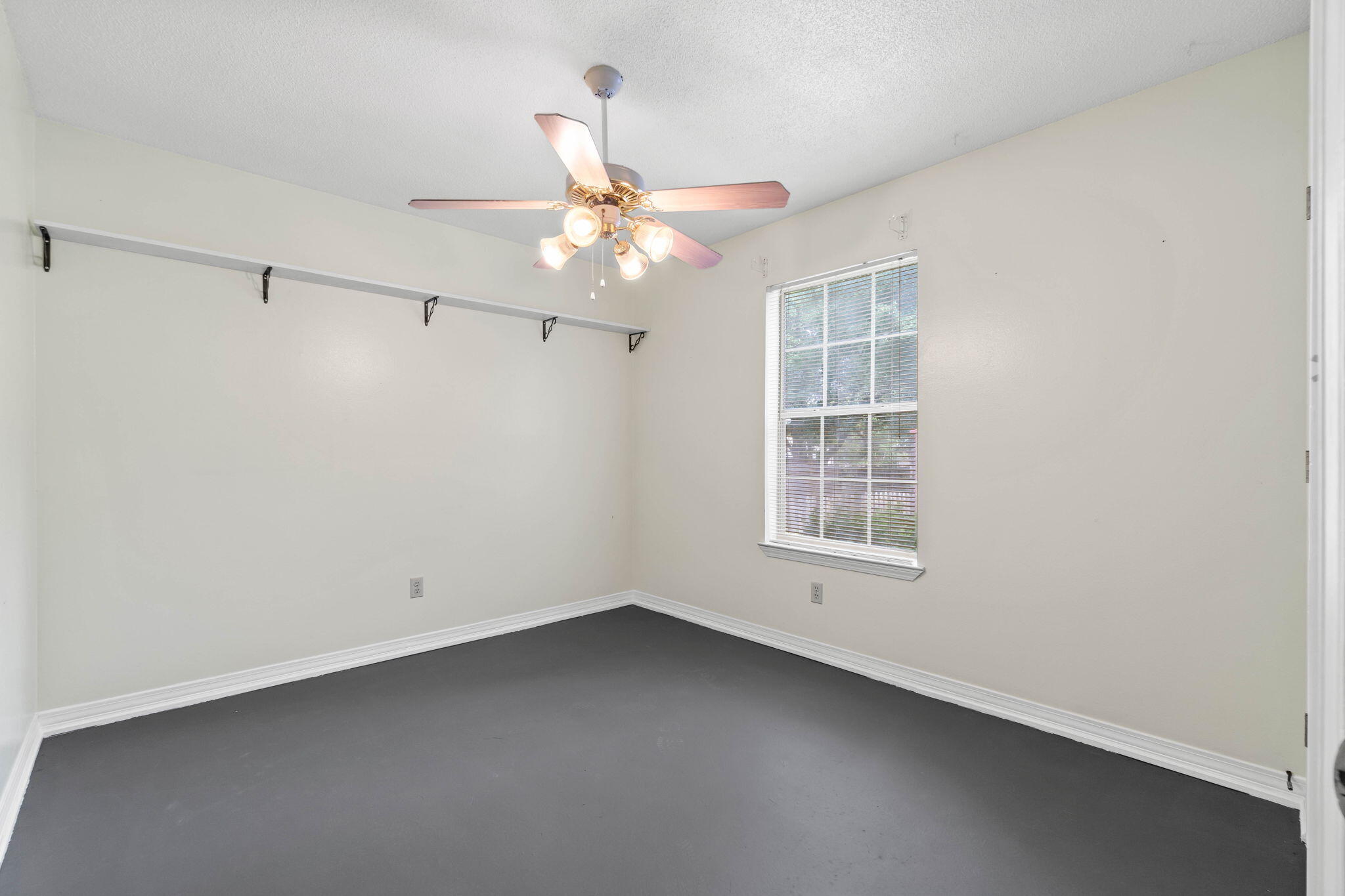 8532 Misty Ridge Lane Navarre, FL 32566 - Photo 32 of 46 18-web-or-mls-Final-18