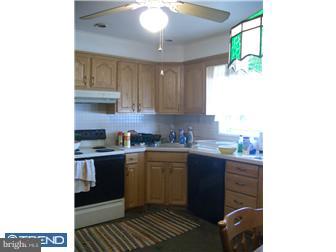 6950 Fowler Street Philadelphia, PA 19128 - Photo 4 of 10 Kitchen