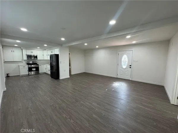 $279,900 | 435 South 1st Avenue, Barstow, CA 92311