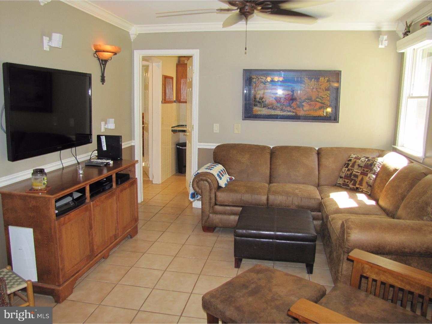 311 Lamparter Road Quarryville, PA 17566 - Photo 7 of 25 Living Room
