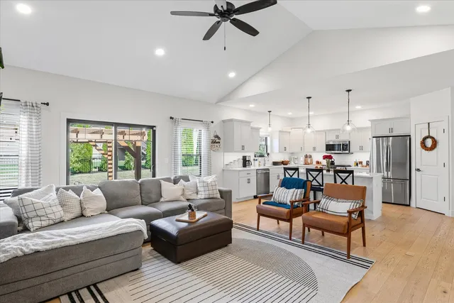 $497,000 | 1614 Kassen Avenue, Mahomet, IL 61853