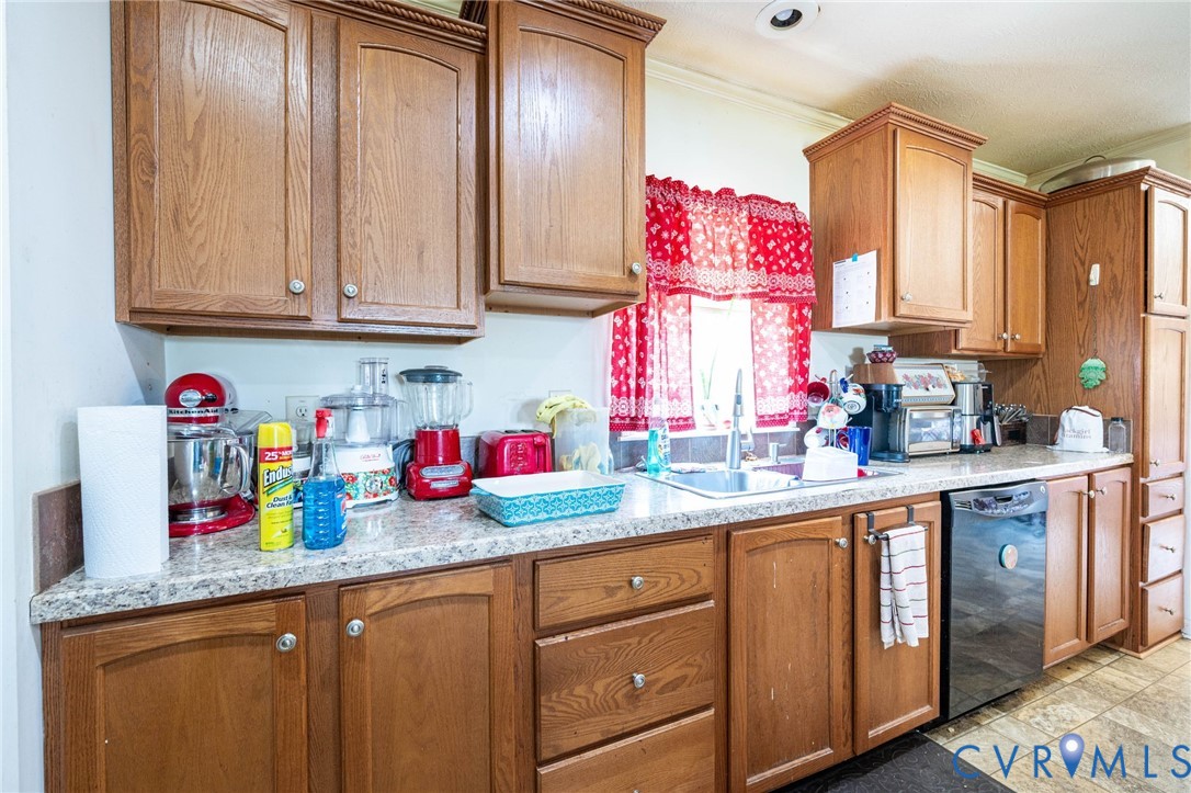 20806 Horseshoe Road Carson, VA 23830 - Photo 8 of 29