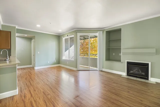 $375,000 | 5201 Laguna Oaks Drive, Unit 96, Elk Grove, CA 95758