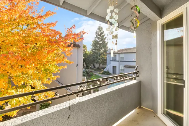 $375,000 | 5201 Laguna Oaks Drive, Unit 96, Elk Grove, CA 95758