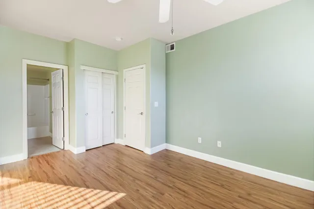 $375,000 | 5201 Laguna Oaks Drive, Unit 96, Elk Grove, CA 95758