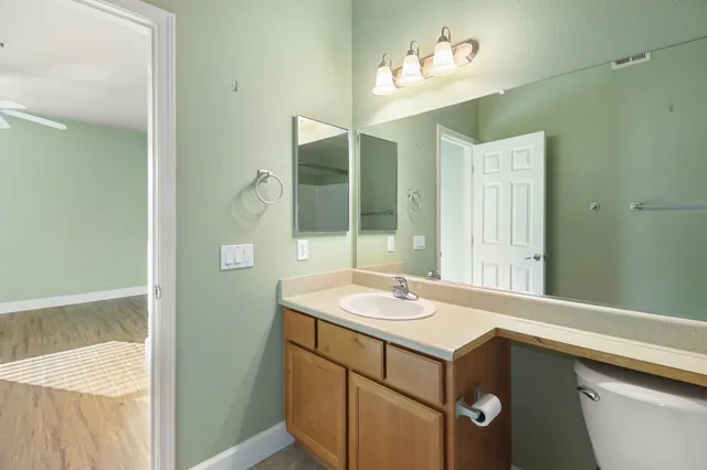 $375,000 | 5201 Laguna Oaks Drive, Unit 96, Elk Grove, CA 95758