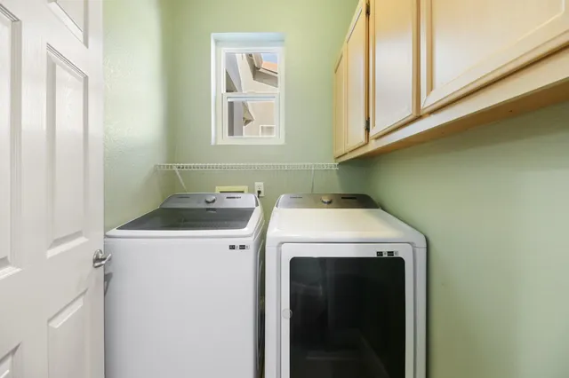 $375,000 | 5201 Laguna Oaks Drive, Unit 96, Elk Grove, CA 95758