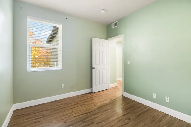 $375,000 | 5201 Laguna Oaks Drive, Unit 96, Elk Grove, CA 95758