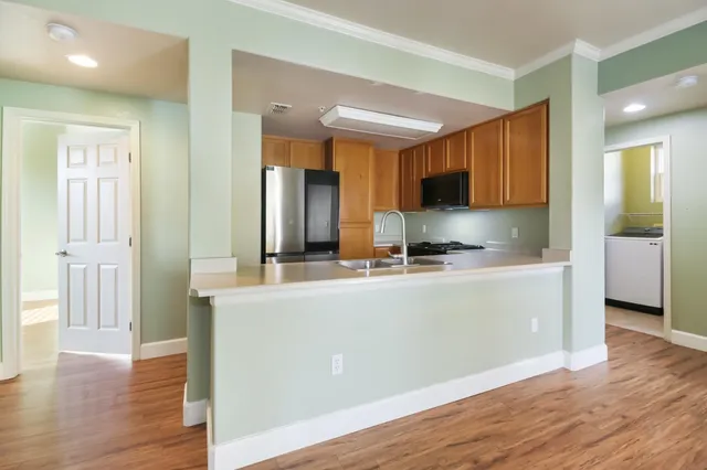 $375,000 | 5201 Laguna Oaks Drive, Unit 96, Elk Grove, CA 95758