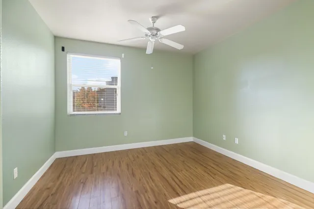 $375,000 | 5201 Laguna Oaks Drive, Unit 96, Elk Grove, CA 95758