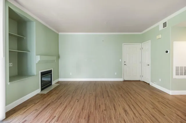 $375,000 | 5201 Laguna Oaks Drive, Unit 96, Elk Grove, CA 95758