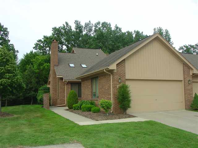 33768 Pine Ridge Drive West Fraser, MI 48026 - Photo 1 of 17 31075896.JPG