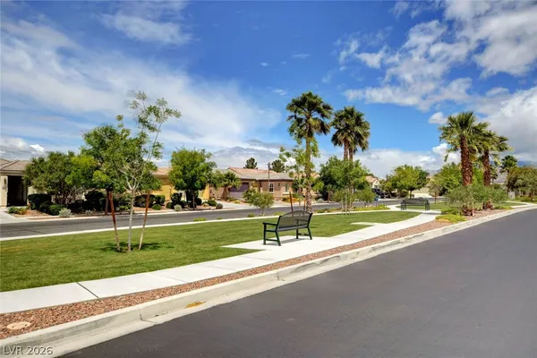 $2,795 | 8216 Imperial Lakes Street, Las Vegas, NV 89131