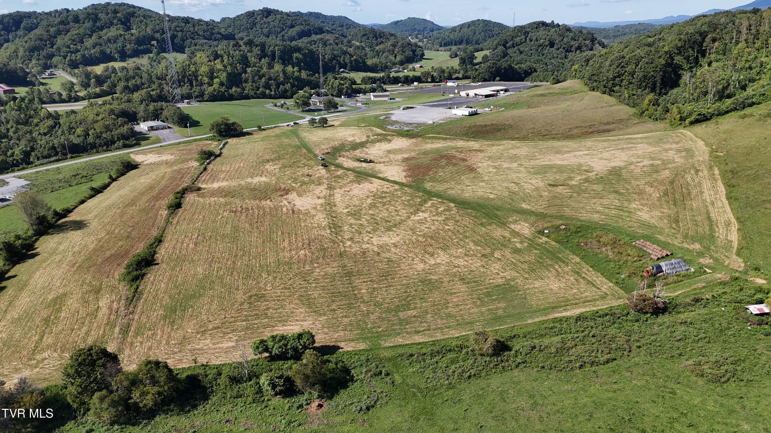 1 Joe R McCrary Road Fall Branch, TN 37656 - Photo 16 of 43 dji_fly_20250826_102928_0499_17562191692