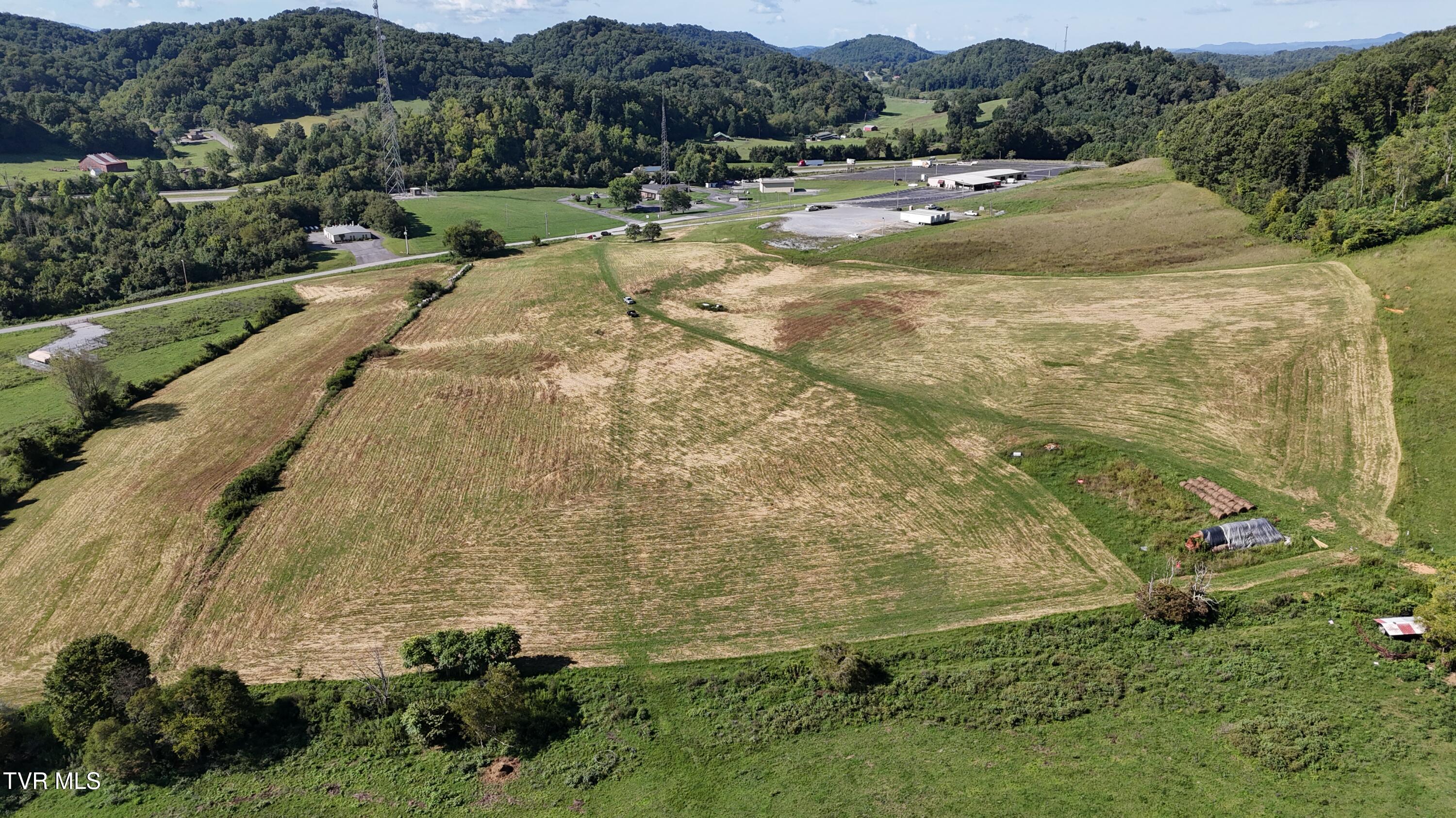 1 Joe R McCrary Road Fall Branch, TN 37656 - Photo 17 of 43 dji_fly_20250826_102932_0500_17562191682
