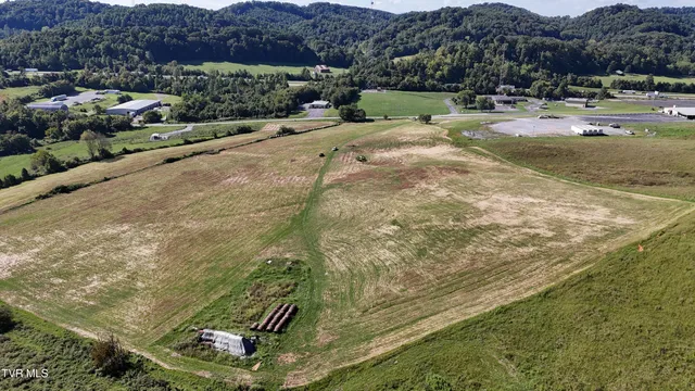 $920,000 | 1 Joe R McCrary Road, Fall Branch, TN 37656