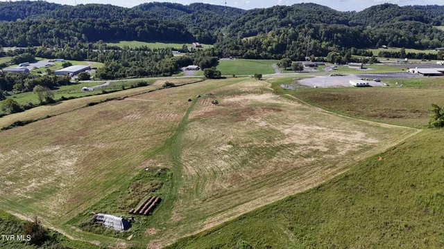 $920,000 | 1 Joe R McCrary Road, Fall Branch, TN 37656