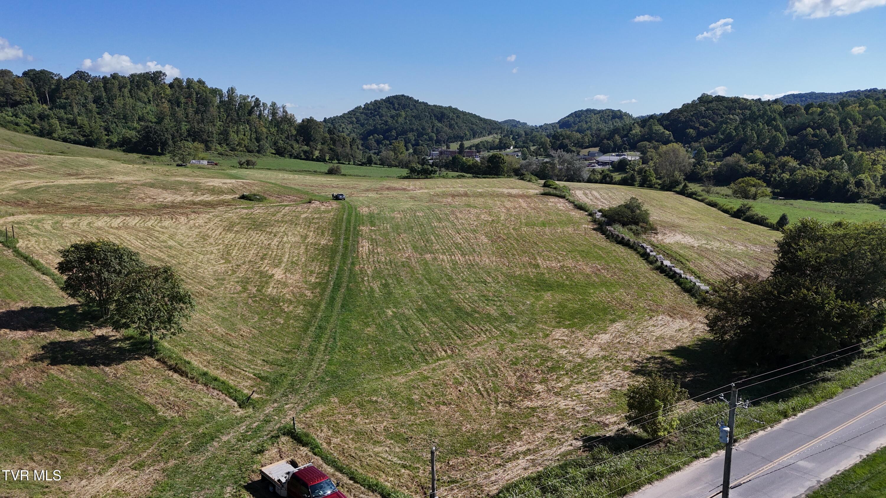 1 Joe R McCrary Road Fall Branch, TN 37656 - Photo 3 of 43 dji_fly_20250826_102456_0485_17562191741