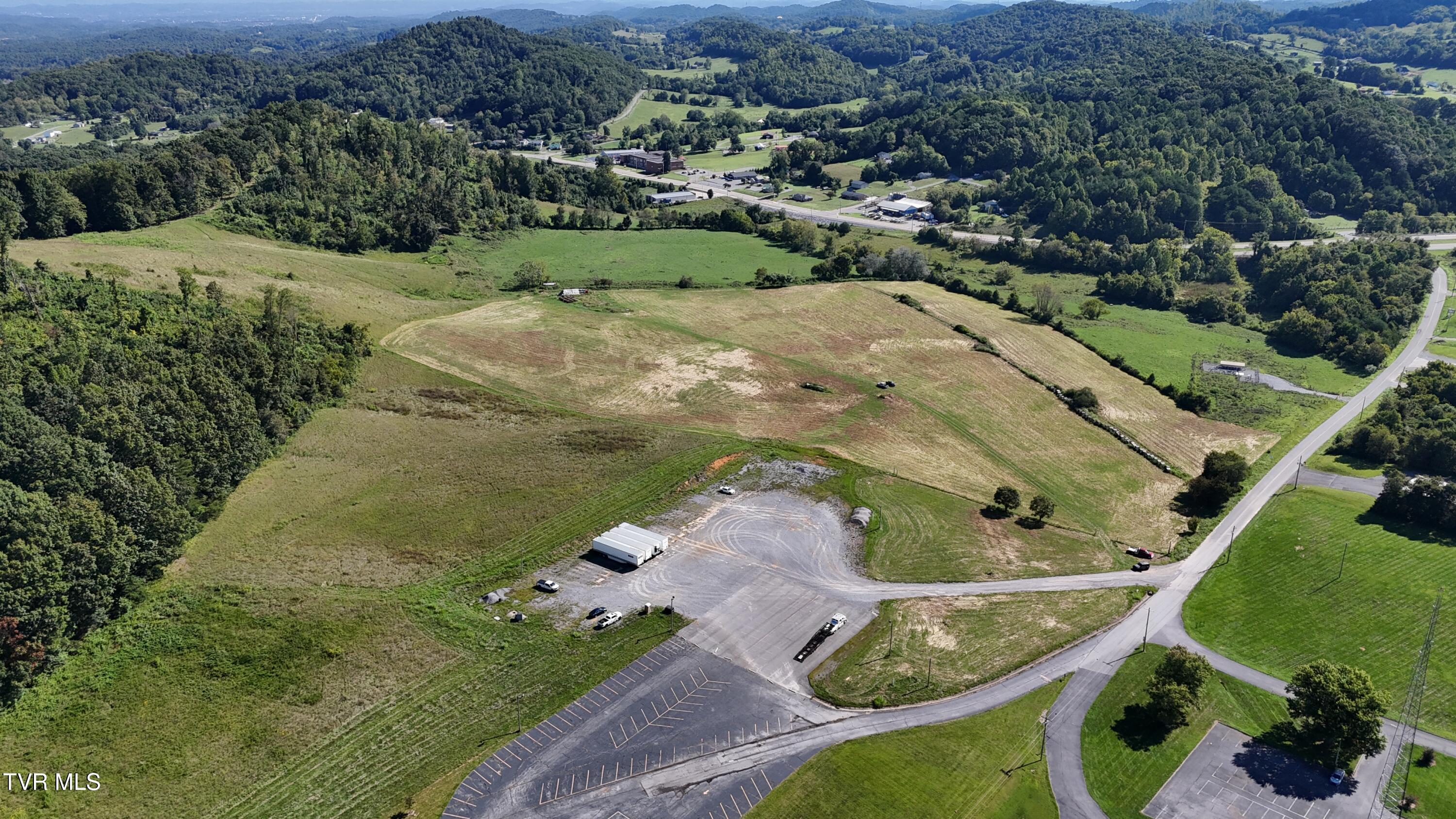 1 Joe R McCrary Road Fall Branch, TN 37656 - Photo 33 of 43 dji_fly_20250826_103326_0516_17562191617