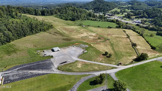 $920,000 | 1 Joe R McCrary Road, Fall Branch, TN 37656