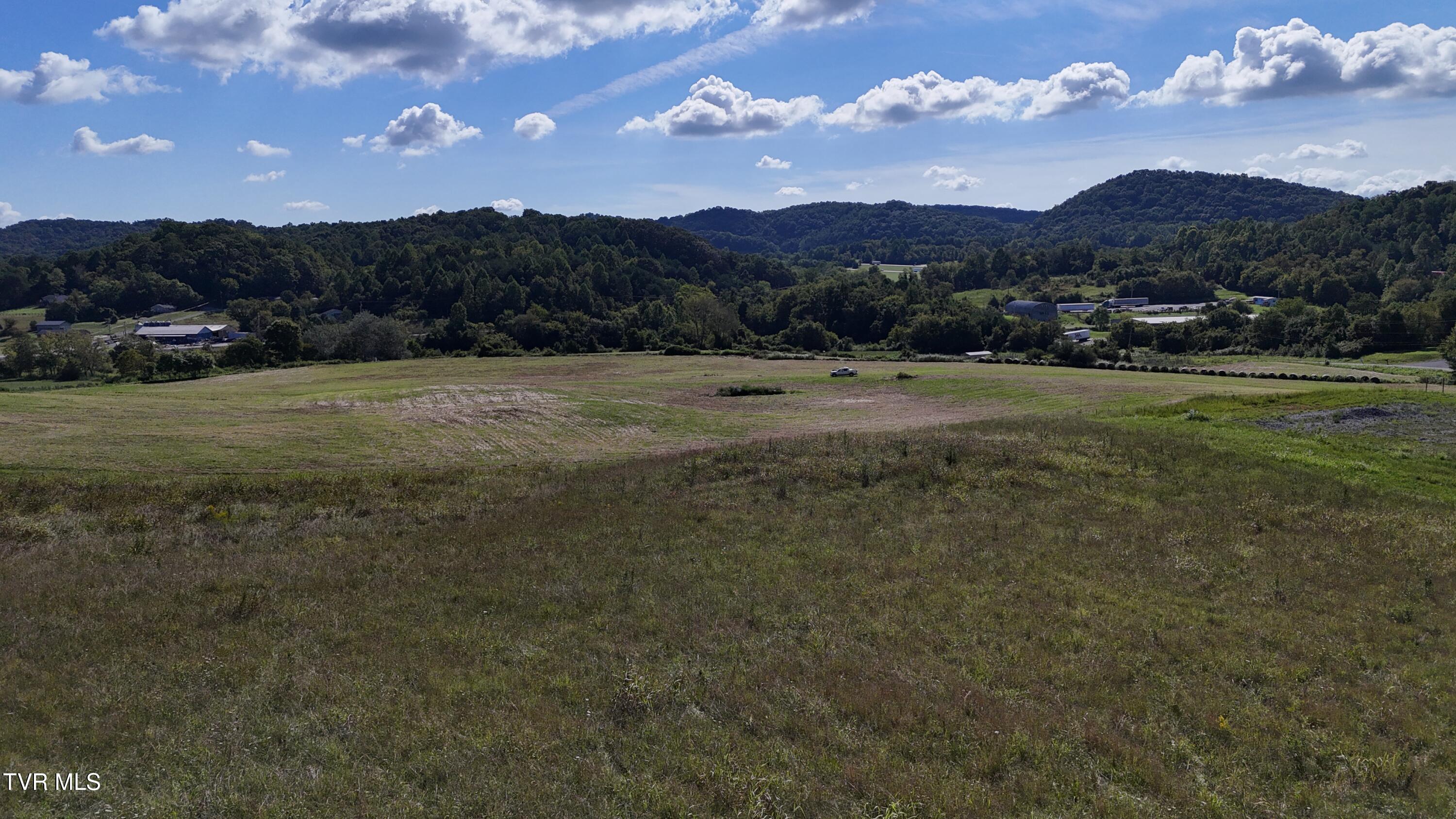 1 Joe R McCrary Road Fall Branch, TN 37656 - Photo 38 of 43 dji_fly_20250826_103516_0521_17562191599