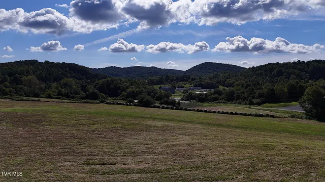 $920,000 | 1 Joe R McCrary Road, Fall Branch, TN 37656