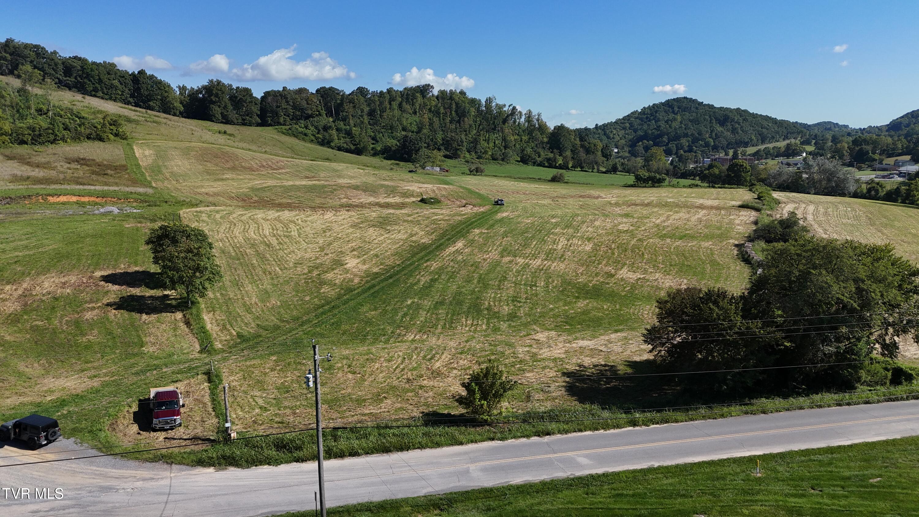 1 Joe R McCrary Road Fall Branch, TN 37656 - Photo 5 of 43 dji_fly_20250826_102512_0488_17562191730