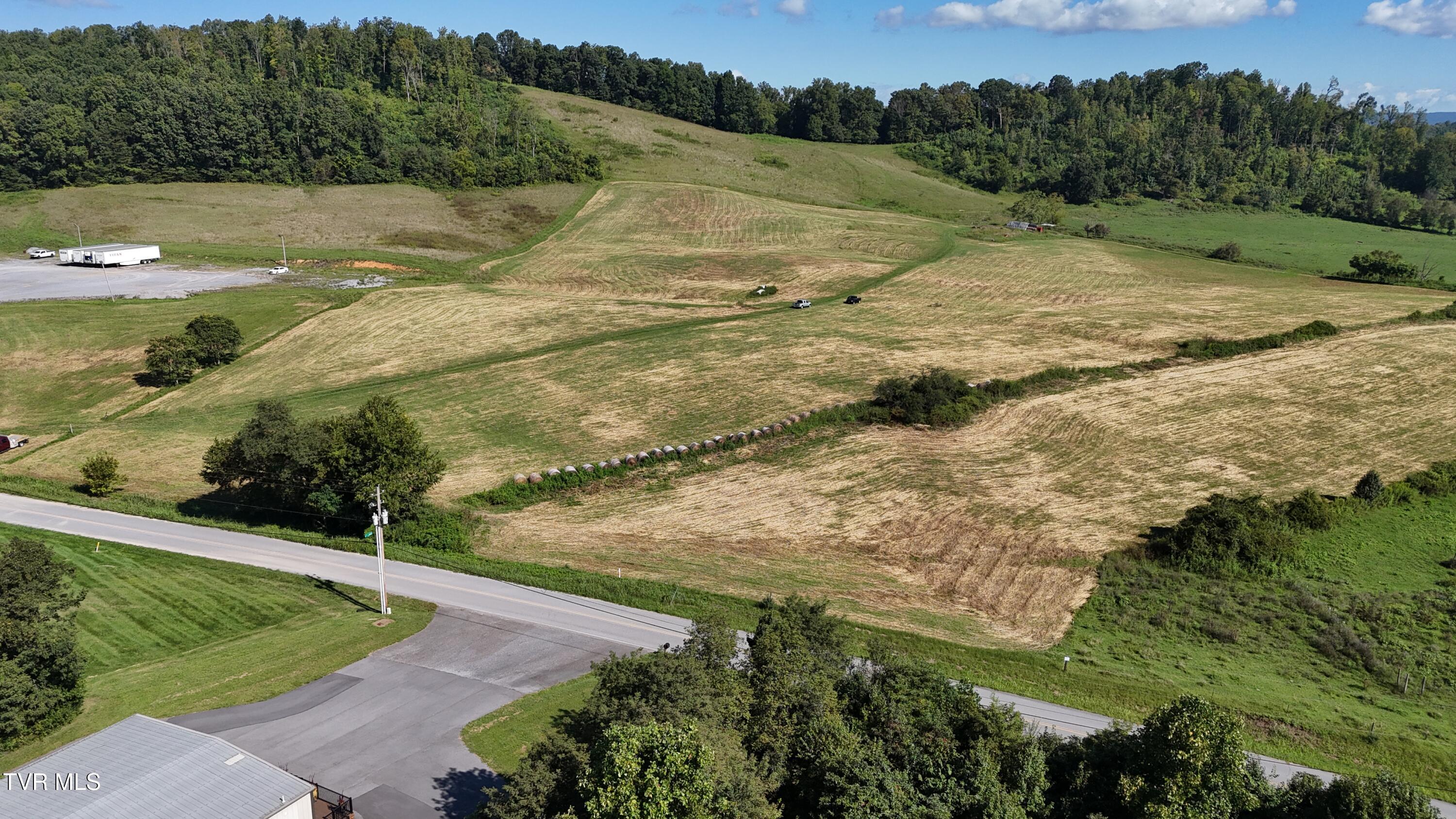 1 Joe R McCrary Road Fall Branch, TN 37656 - Photo 7 of 43 dji_fly_20250826_102624_0490_17562191721