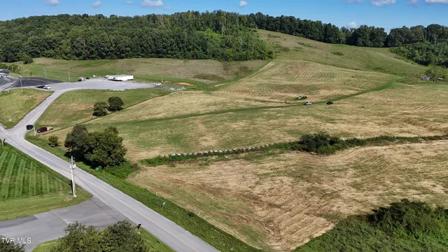 $920,000 | 1 Joe R McCrary Road, Fall Branch, TN 37656